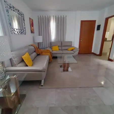 Luxury Rubicon Jacuzzi Y Piscina * Playa Blanca (Lanzarote)